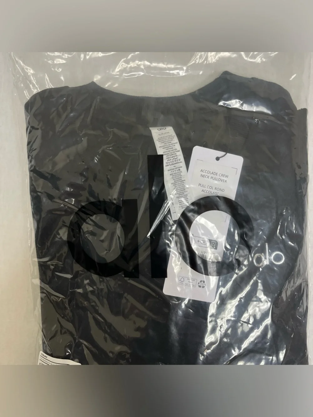 ALO Yoga Accolade Black Crewneck Sweatshirt